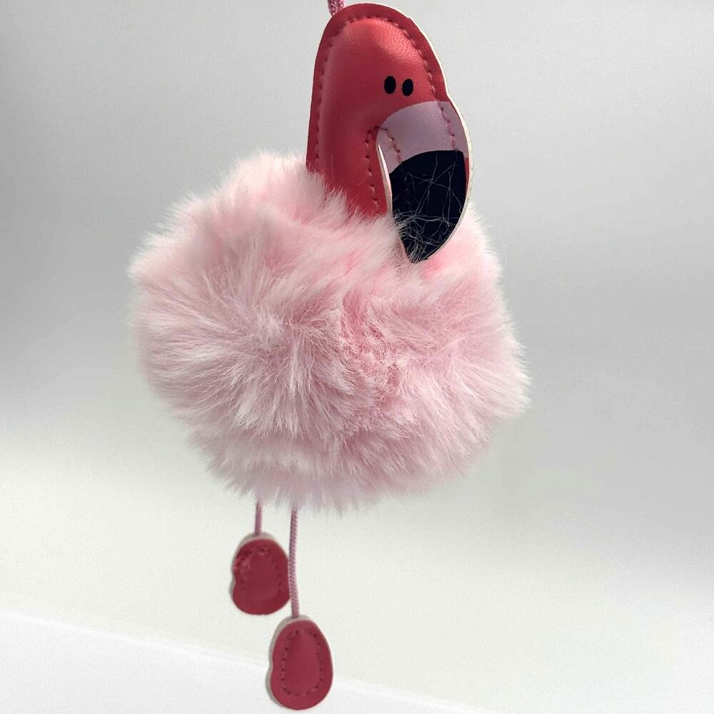 Pink Flamingo KeyChain - Picture 3 of 4